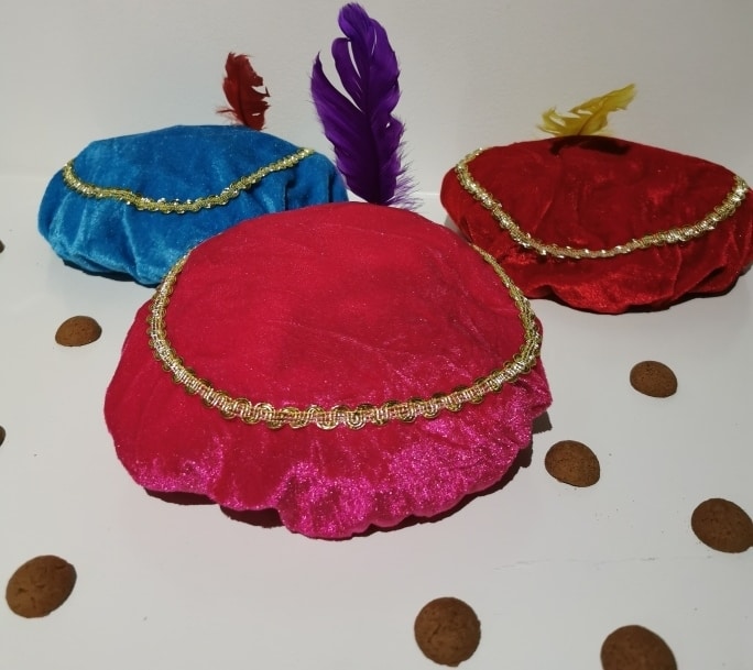 Vrolijke pietenmuts of pietenbaret met naam