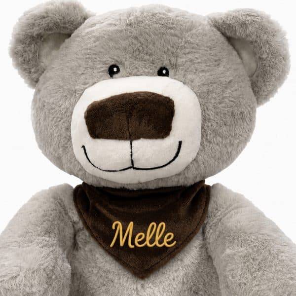 Geboortebeer met naam op bandana - Beer Melle 45 cm 2